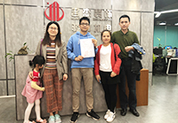 設(shè)計(jì)很專(zhuān)業(yè)，服務(wù)態(tài)度也好！